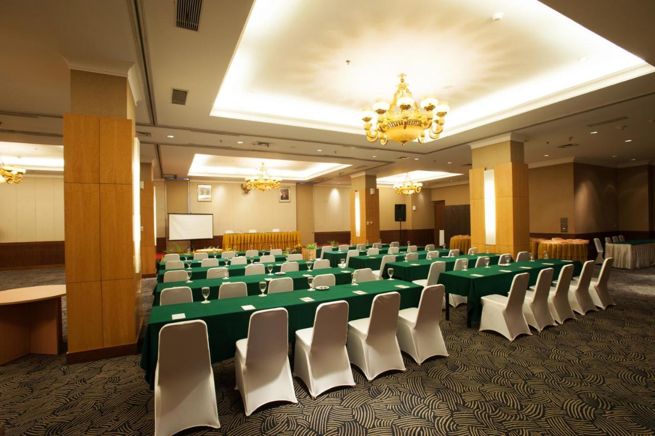 Grand Asia Hotel Jakarta Exterior photo